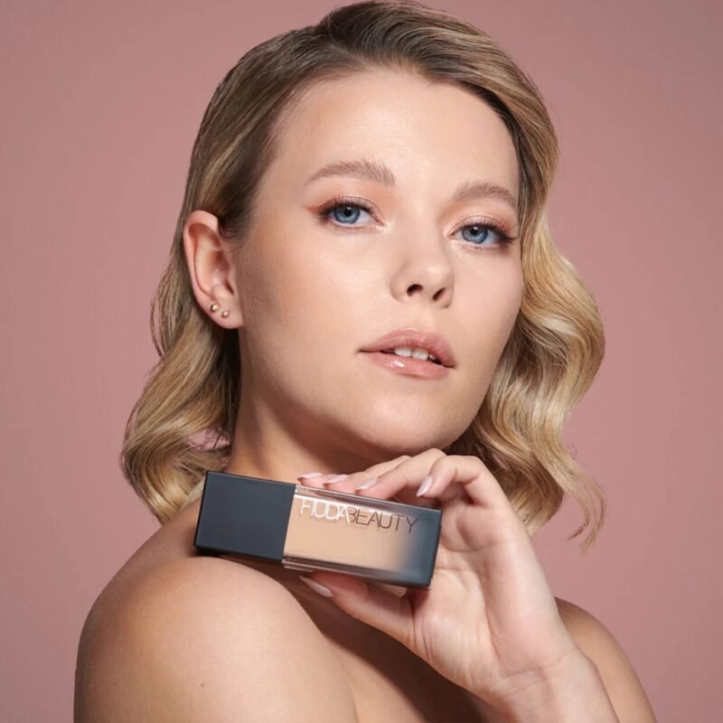 Huda Beauty FauxFilter Luminous Matte Foundation 130 Panna Cotta