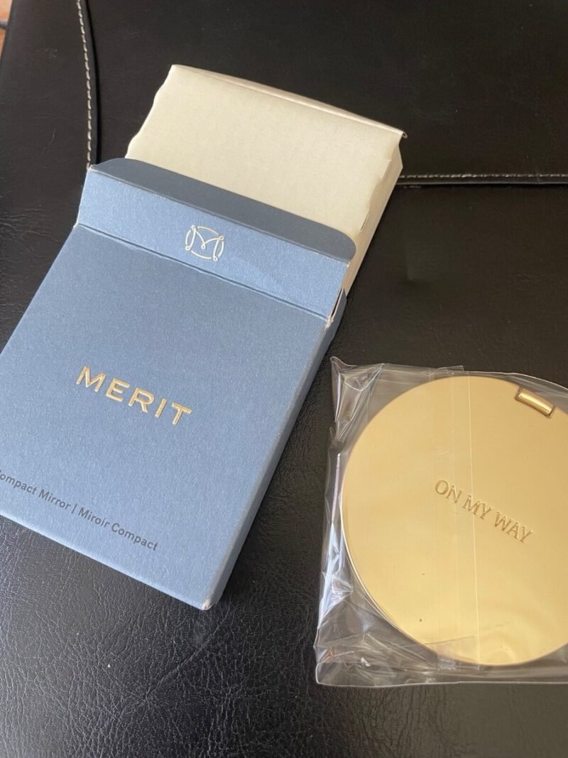 img_0183 merit compact mirror