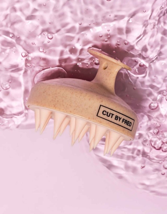 img_4537 TEOTEMA Scalp Stimulating Massage Brush