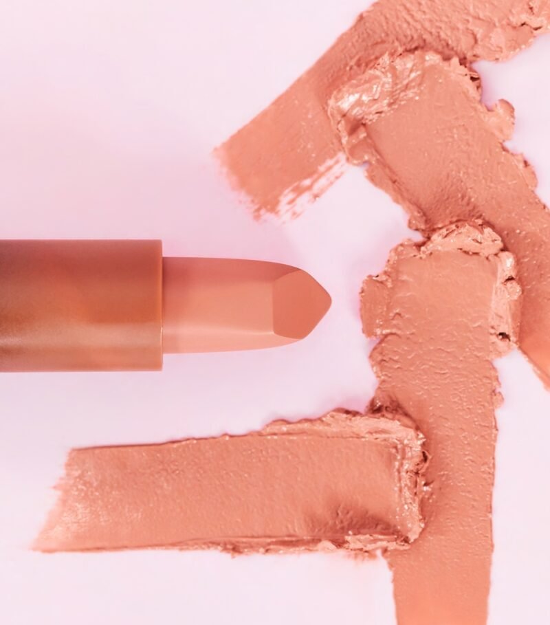 Huda Beauty Cream Glow Lipstick- Honey Bun