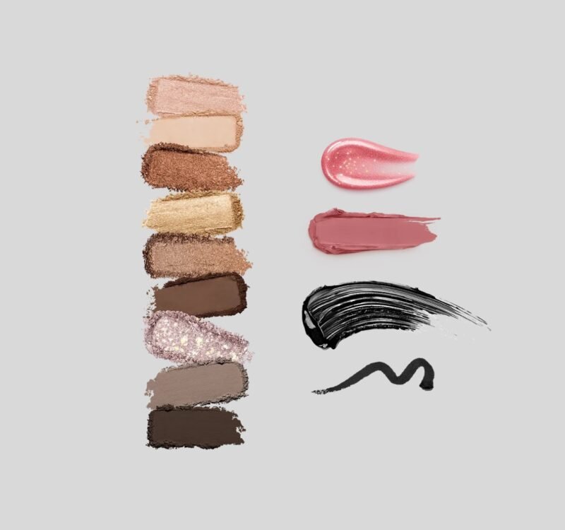 Kiko Snow - Kissed Holiday Timeless Look Makeup Gift Set