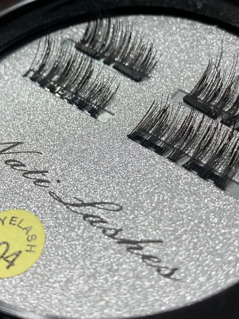 photo-output-3-215 Magnetic Eye Lashes-004