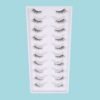 Eye lash cat eye look
