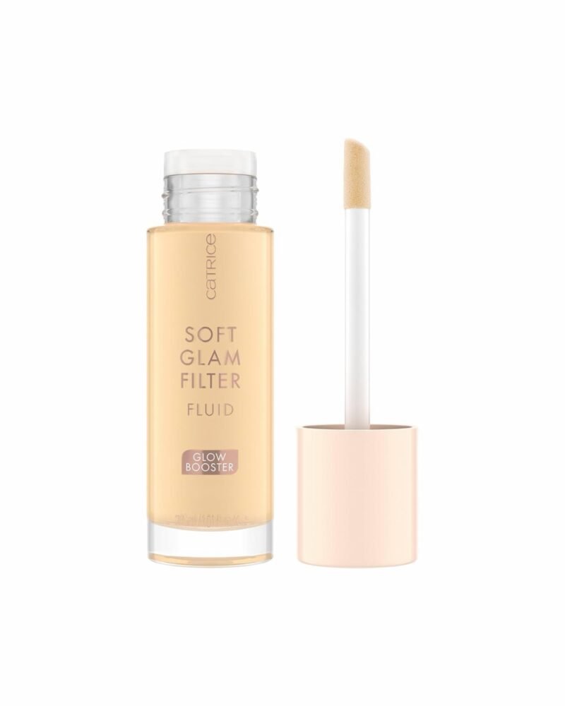 Catrice soft glam filter fluid 010