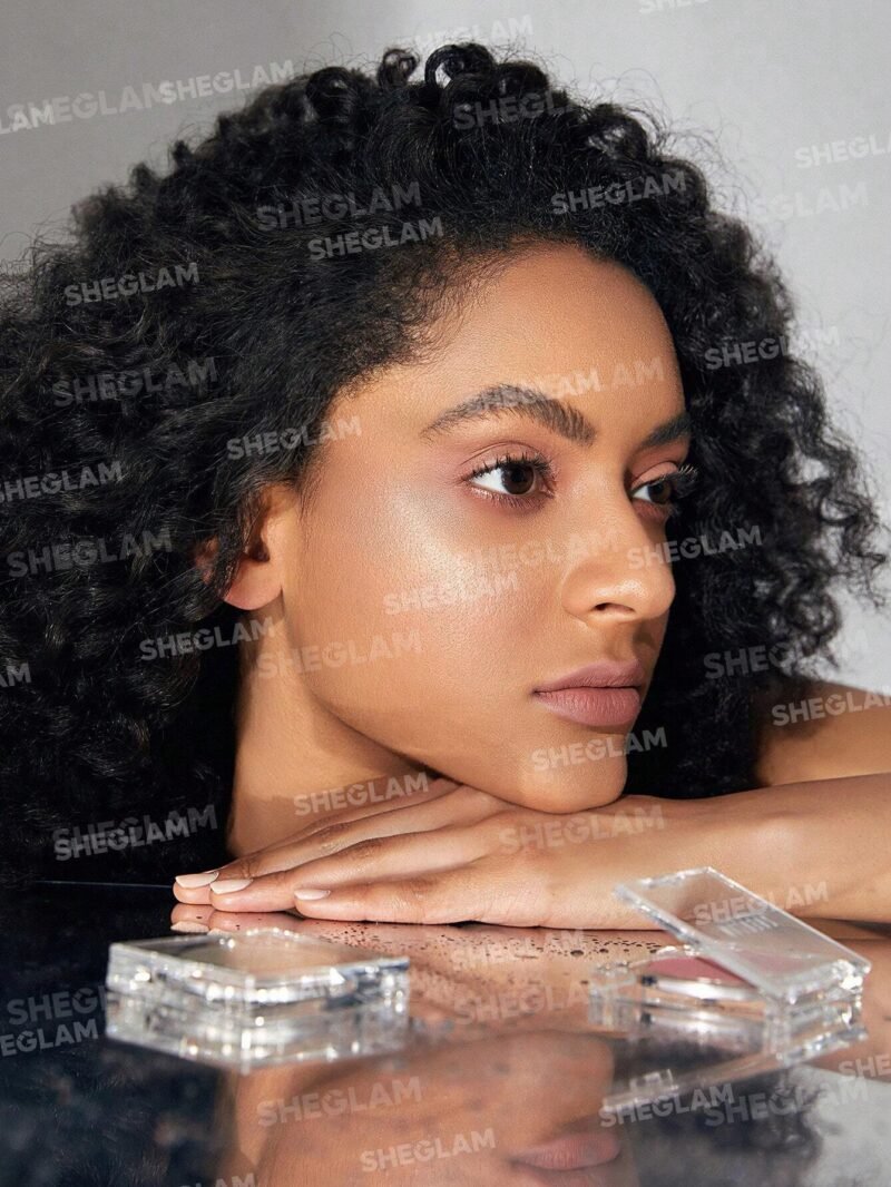 Sheglam Cosmic Crystal Mousse Highlighter-Vanilla Skeye 3.1g