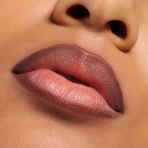 Essence poutline soft glide lip pencil_04