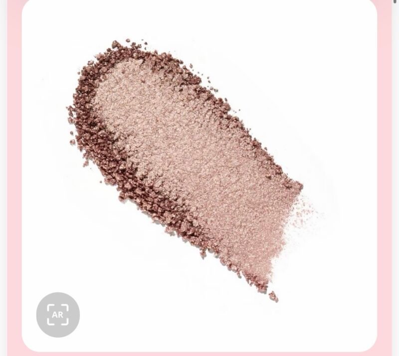 Essence mono eyeshadow pearly_02 silky taupe